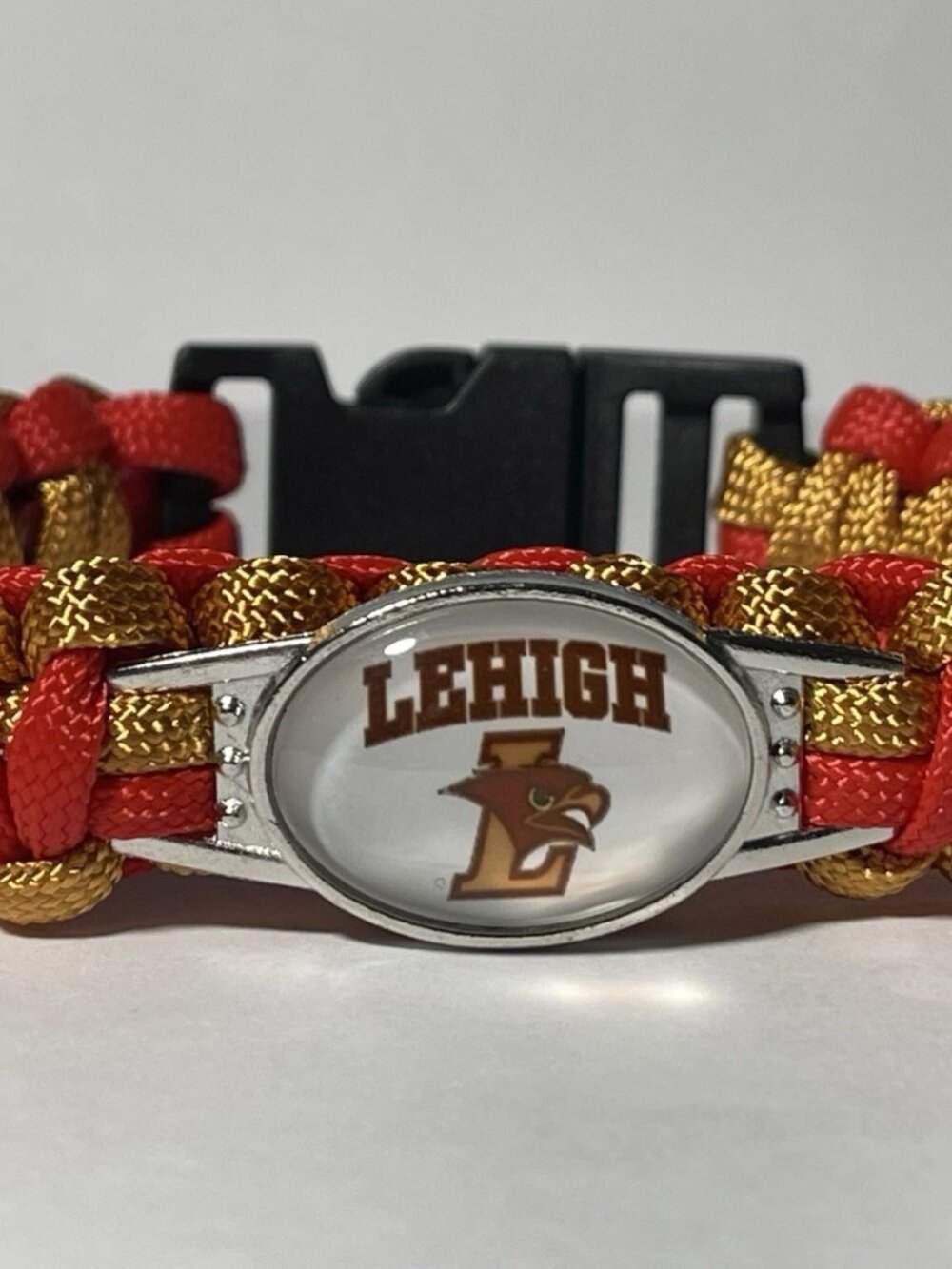 Lehigh Mountain Hawks NCAA Paracord Bracelet NEW